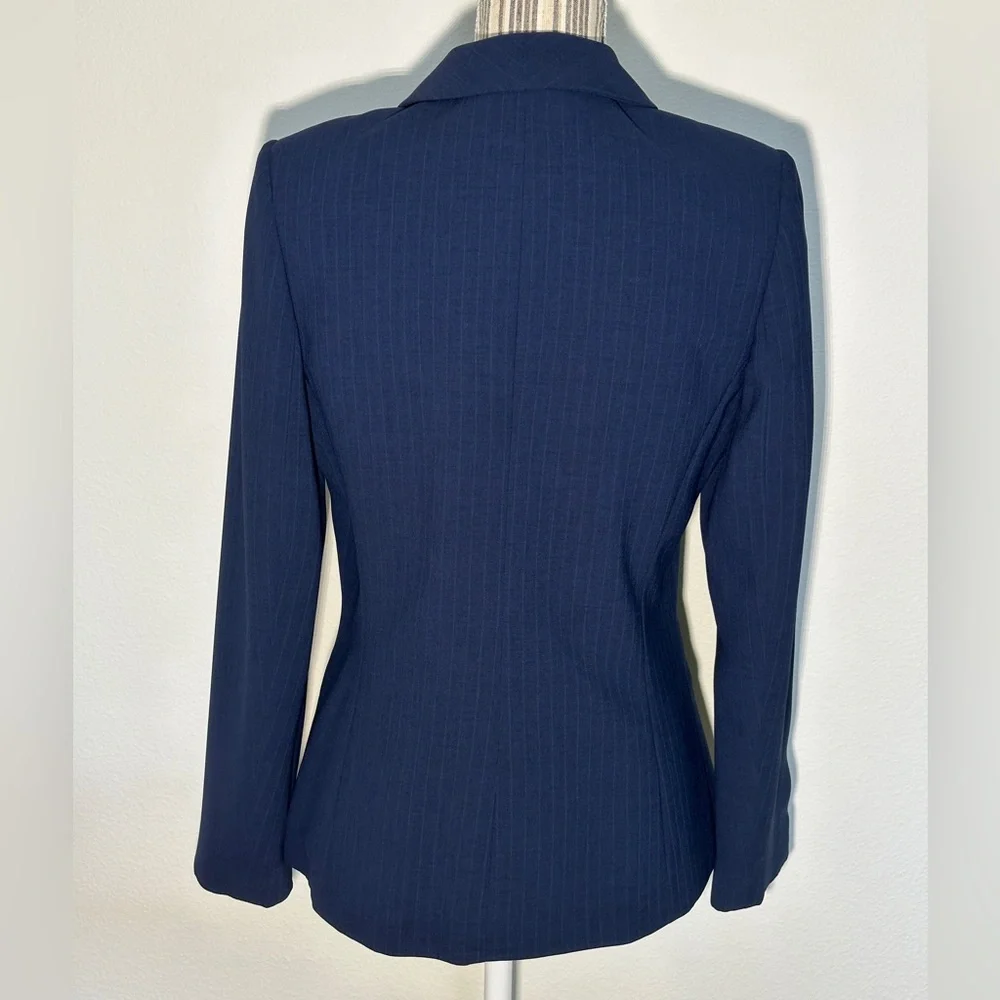 New Suit size 8 Petite Sophisticate pant suit - Picture 2 of 16